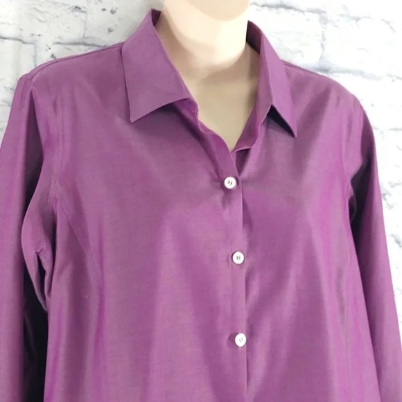 🔵BOGO FREE🔵 Liz Claiborne Top Button Down Purple Long Sleeve Sz 12P - Picture 2 of 5